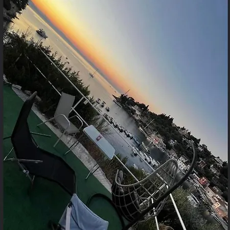Spyros Aronis Longos (Paxos)
