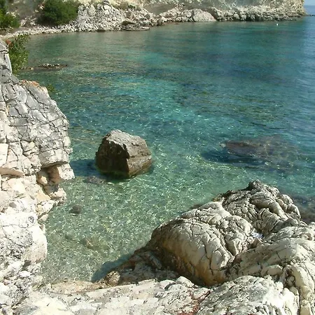Spyros Aronis Apartment Longos (Paxos)