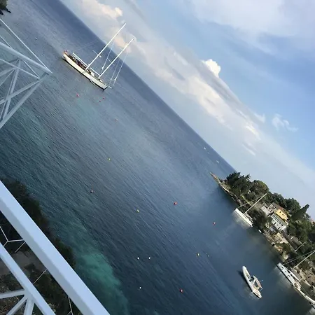 Spyros Aronis Longos (Paxos)