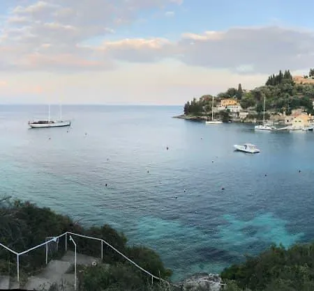 Spyros Aronis Longos (Paxos)
