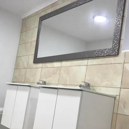 Apartment Spyros Aronis *