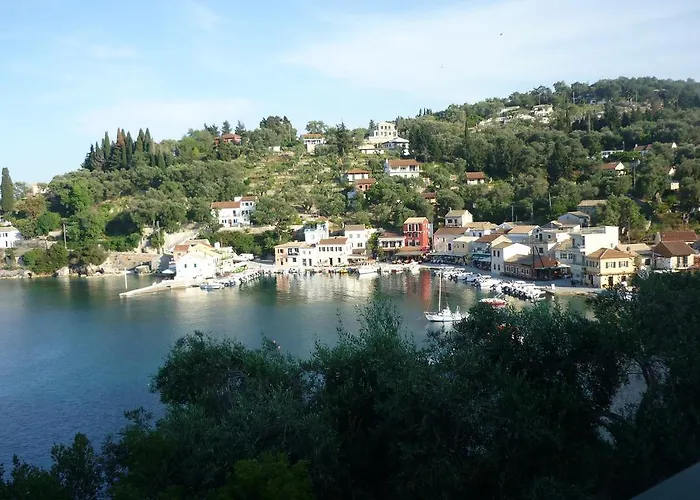 شقة Spyros Aronis