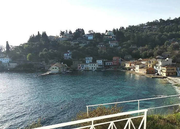 Spyros Aronis شقة Longós